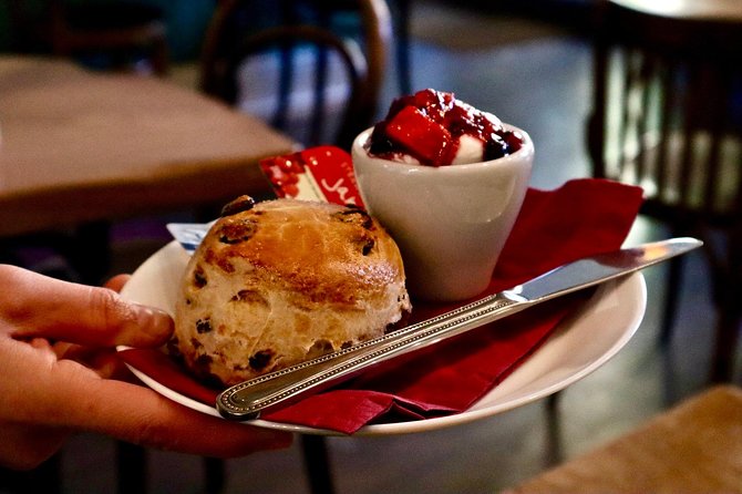 Edinburgh Food Tour with Scotch, Haggis, a Secret Dish & More - Up Toward Holyrood Park: Arthur’s Seat for Views and Perspective