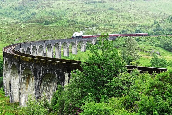 Edinburgh: Glenfinnan Viaduct, Glencoe & Fort William - The guide factor: why humor plus history makes the day work