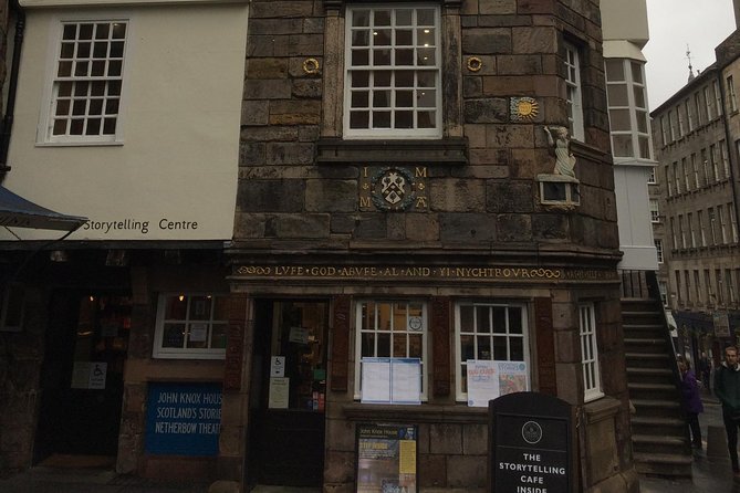 Edinburgh: History Lovers Old Town Walking Tour - Getting the Most Out of a Two-Hour History Walk