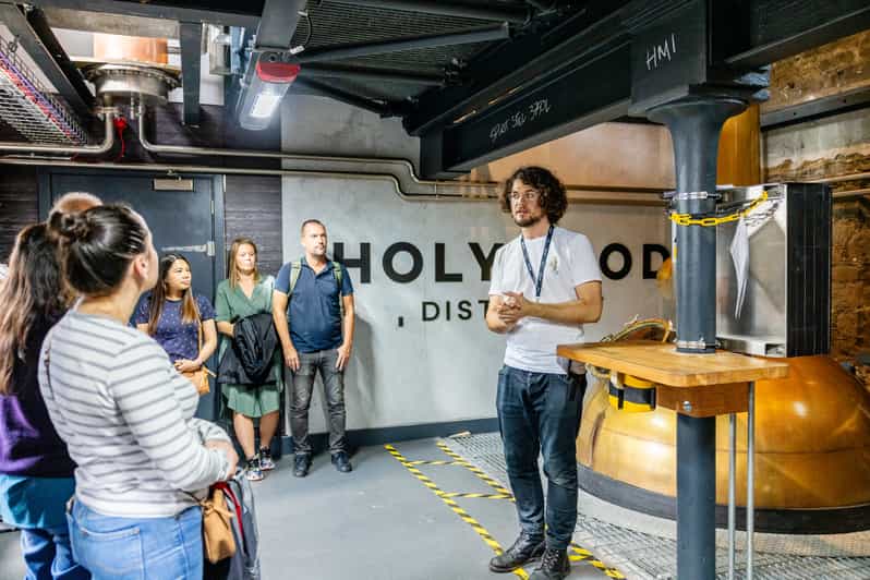 Edinburgh: Holyrood Distillery Whisky & Gin Tour - Spirits Lab and Gin Distillery: three-ingredient flavor thinking
