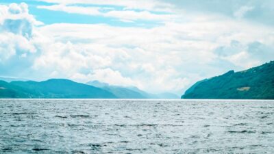 Edinburgh: Loch Ness, Glencoe & the Scottish Highlands Tour - Callander coffee, then Glencoe’s mood: what happens between stops