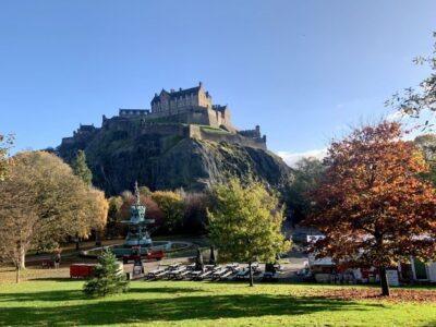 Edinburgh: Old Town History Walking Tour - St. Giles Cathedral and the Royal Mile: where power shows up