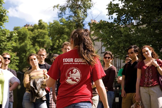 JK Rowling's Harry Potter Walking Tour in Edinburgh - Guides set the tone: trivia, house points, and how it feels