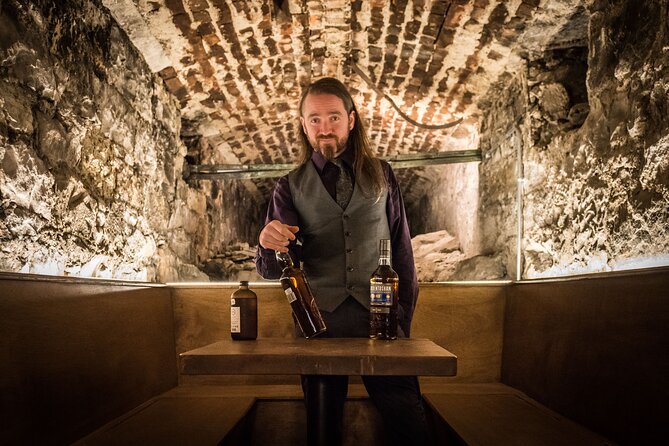 Luxury Whisky Tasting in Edinburgh's Underground Vaults | 90min - Small-group energy: how the guide shapes your night