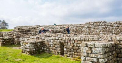 Rosslyn Chapel and Hadrian's Wall Small Group Day Tour - Rosslyn Chapel: carvings, myths, and what you should watch for