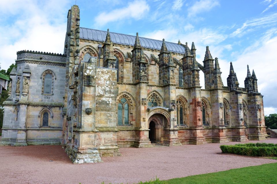Rosslyn Chapel & Scottish Borders Tour from Edinburgh - Group Size and Comfort: Why the Small-Group Setup Helps