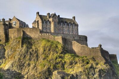 Royal Mile and Edinburgh Castle - Small Group Walking Tour - St Giles Cathedral and Parliament House: the story behind the facades